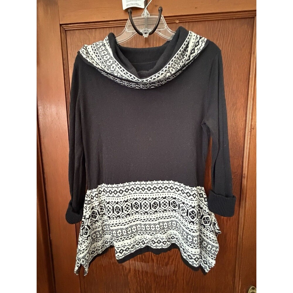 Womens Black White 3/4 Sleeve Off Shoulder Light Sweater M Geometric Cowl Neck